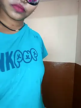 Chat XXX ao vivo de juhi06