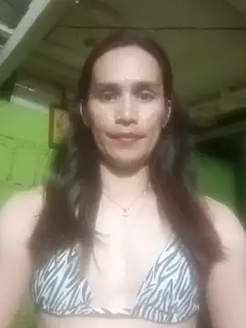 HornyKerujieTrans Pertunjukan Webcam