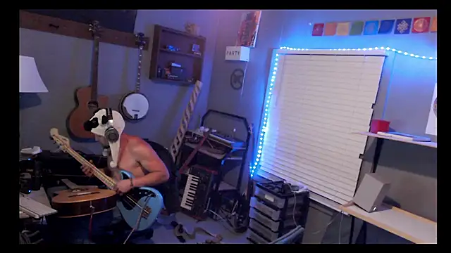 Chat +18 de itsjameswebbscope ao vivo