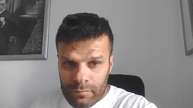 FROCETTO93 élő XXX-chatje