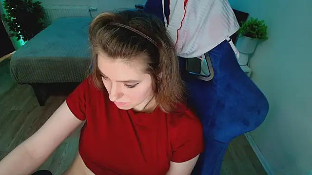 XXX chat uživo modela CranberryHot