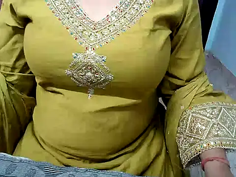 Show de Nagma_housewife na webcam