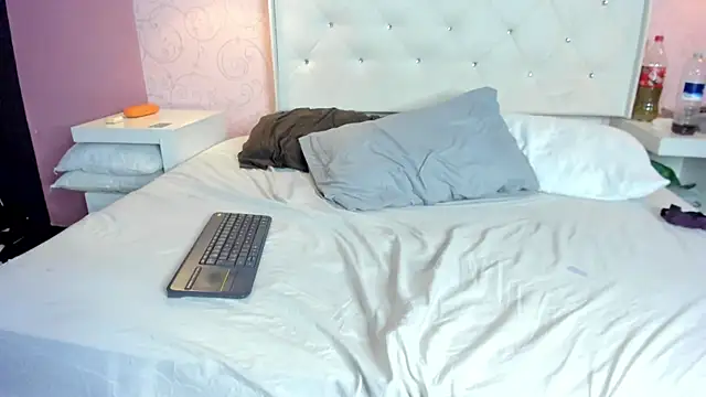 MahlaKhalifa Live XXX-Chat