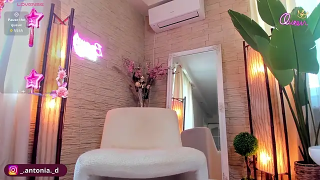 Chat +18 de Bella_Posh ao vivo