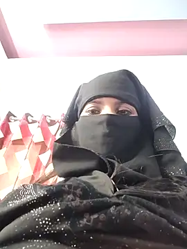 Aafreen_36: διαδικτυακό σόου στην κάμερα