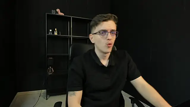 FelixStarkk Chat XXX live