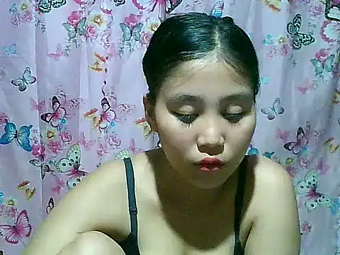 Chatroom XXX en direct de SexyAsianPussy4u