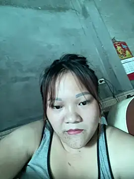 m-mbae's Live XXX Chat