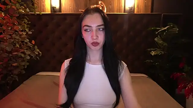 WildKittenX_ – Live XXX-chat
