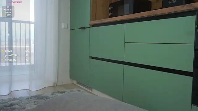 Pokazy przed kamerką – loseecontrol_