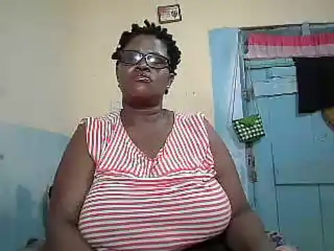 sexy_bigboobss' Webcam Show