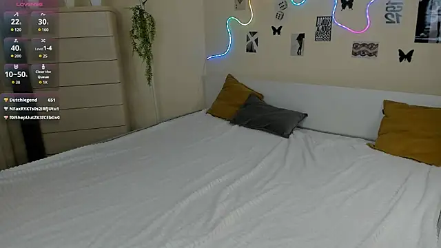 MidnightPoise Webcam Show