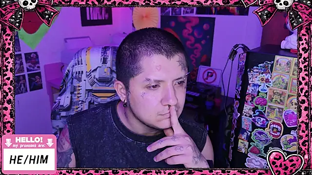 XXX chat uživo modela masterkevinftm