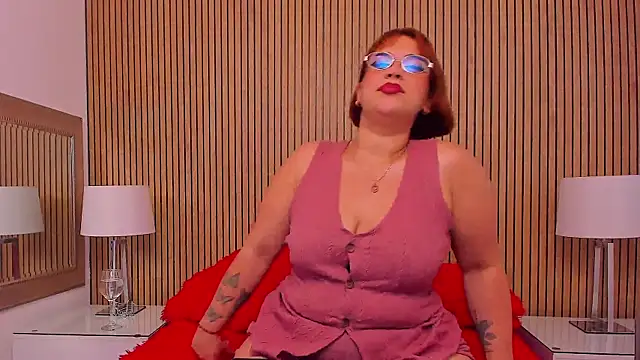 MillyHotsoon Adlı Modelin Canlı XXX Sohbeti