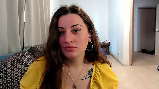 Helen_Adams_ Adlı Modelin Canlı XXX Sohbeti