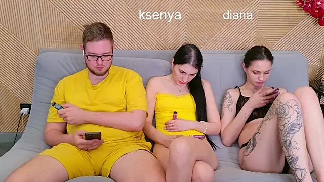 عرض كام Ksenny