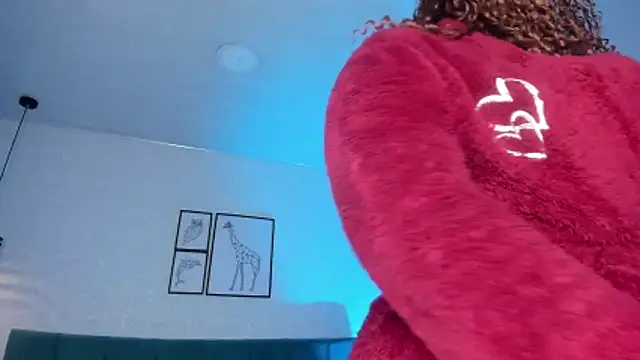 ninna_curly লাইভ XXX চ্যাট