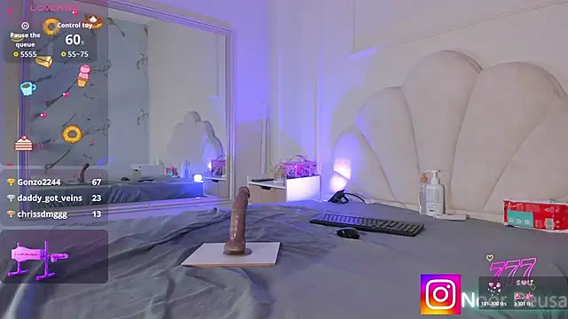 Candaceoweens 라이브 XXX 채팅