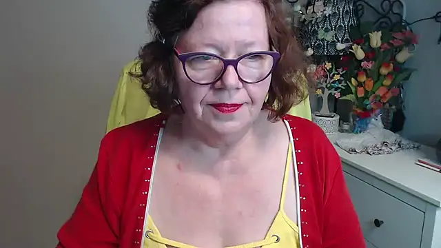 Show modela Adelewildx na web-kameri