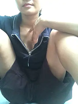 Cute_lady99 网络视讯表演