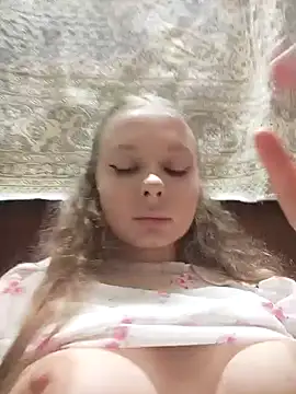 Ekaterina27のライブXXXチャット