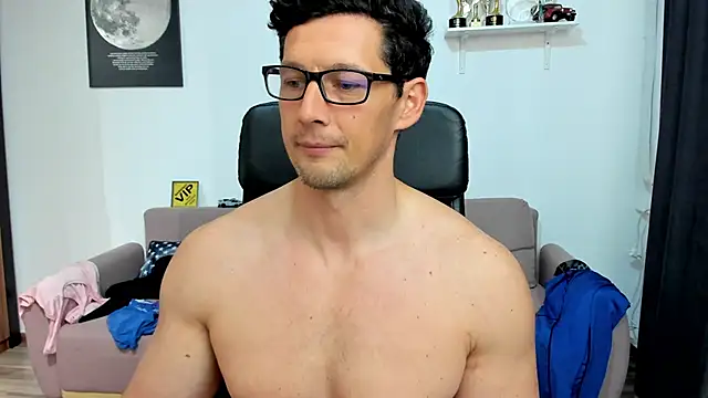BrutusK08 – webcam-show