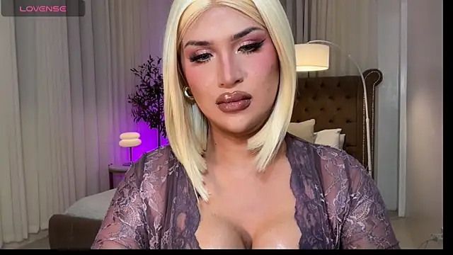 Your_Majesty_Tyra 在線直播表演
