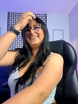 Amber_gold_ élő XXX-chatje