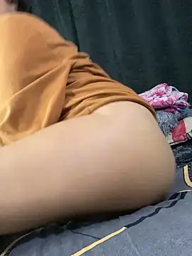 EVAH_LEE_ Adlı Modelin Canlı XXX Sohbeti
