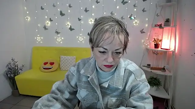 NikaMayu's Webcam Show