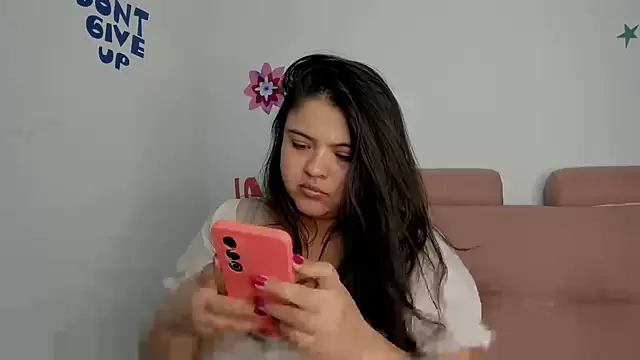 lizzie_c Chat XXX in diretta
