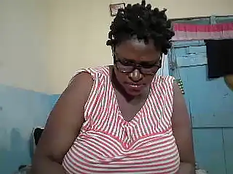 sexy_bigboobss' Webcam Show