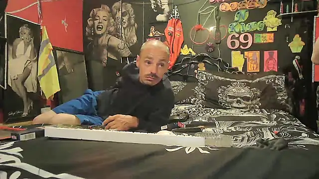 Show modela DaddyAndSplashQueen na web-kameri