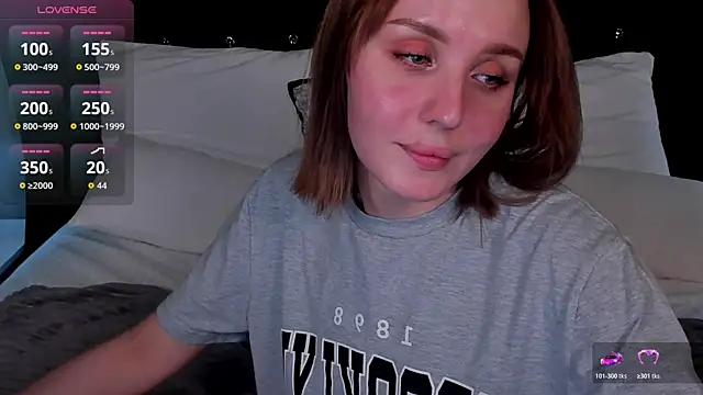LianaFord live XXX chat