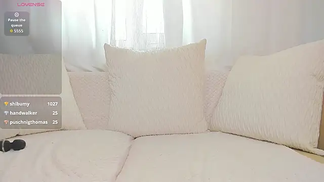 XXX chat uživo modela MeganKroft_