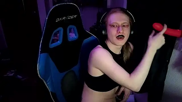 CutieBite: вебкам-шоу