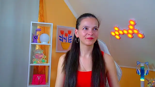 Chat +18 de LeonaLane ao vivo