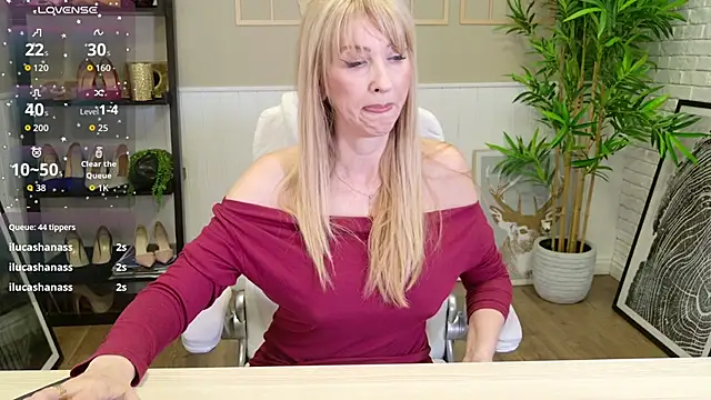 LadyLeea – Naživo XXX chat