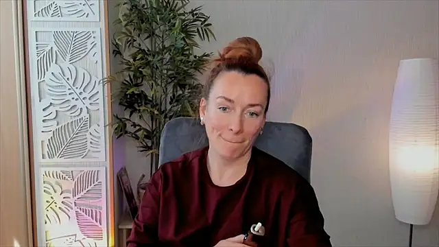 RebeccaMartinez – Naživo XXX chat