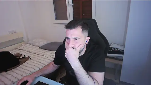 alex877x's Webcam Show