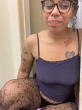 Pokazy przed kamerką – Princess_Desirae