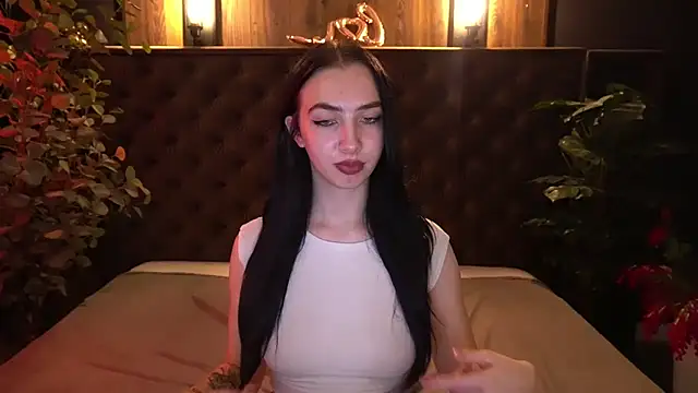 WildKittenX_'s Live XXX Chat