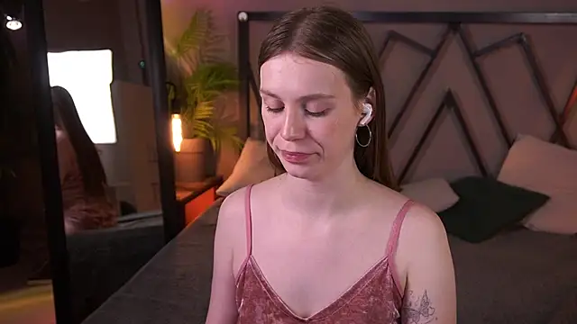 AliseBroown's Live XXX Chat