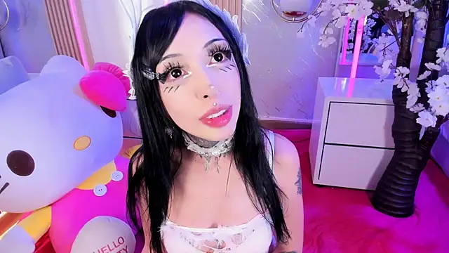SalemBlackrose Show in webcam