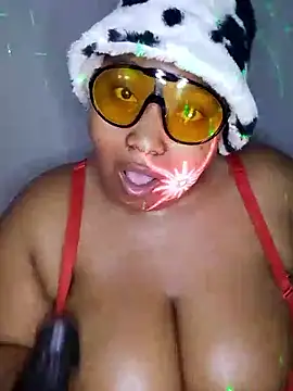 ThickAssMammie26 Show in webcam