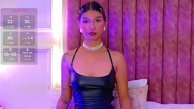 Mimi-Nyx's Live XXX Chat