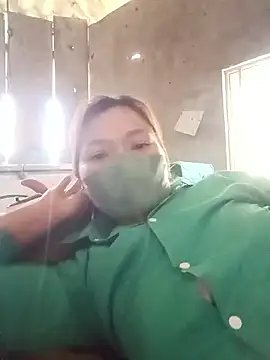 nat-tri Chat XXX live