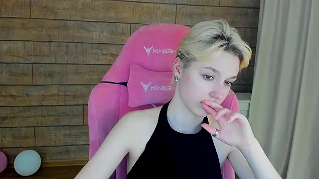 AgataGate live XXX chat