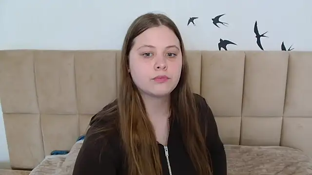 Kira_perry Webcam-Show