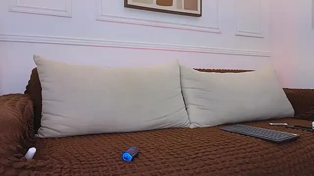 Stone_grey1_ Chat XXX live